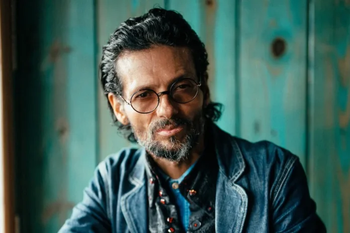 Draco Rosa presenta su álbum Olas de Luz.