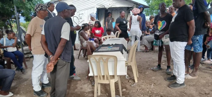 Adolescente fallece tras ser arrollado por locomotora.