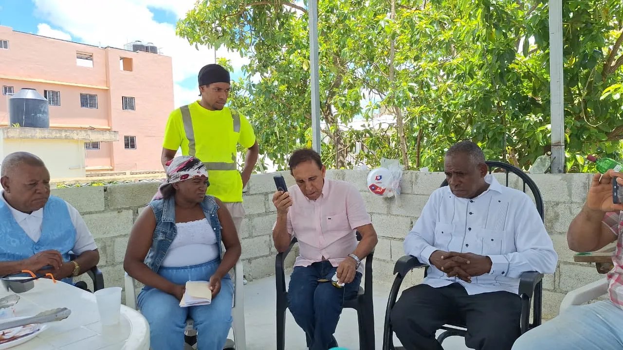 Conserje denuncia pérdida de embarazo laboralmente.