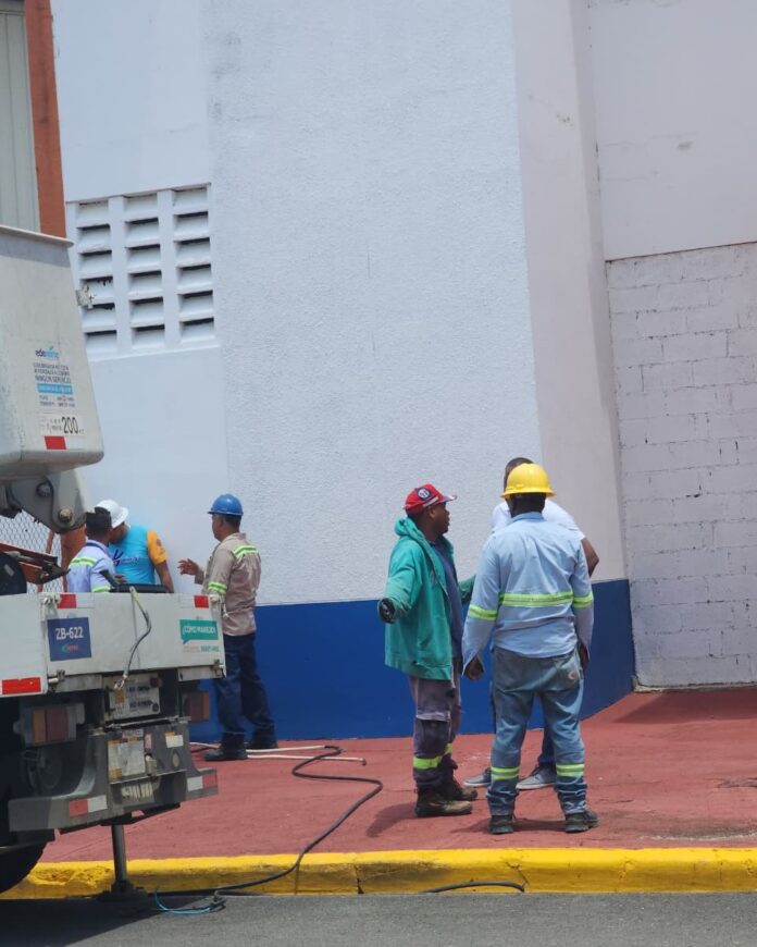 Restablecimiento de electricidad en Club La Matica.