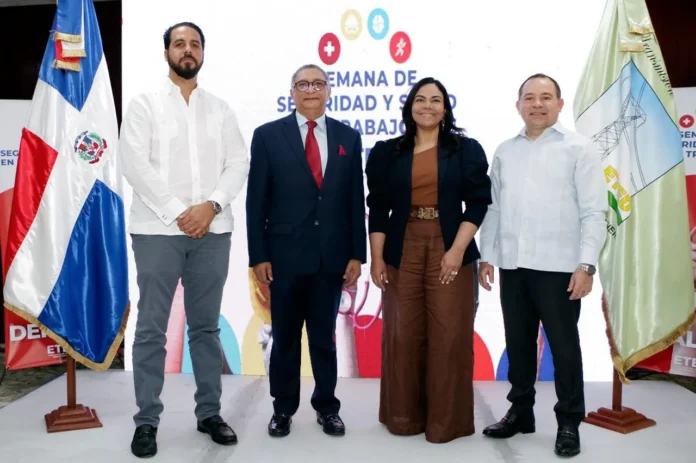 ETED promueve seguridad laboral en el sector eléctrico.