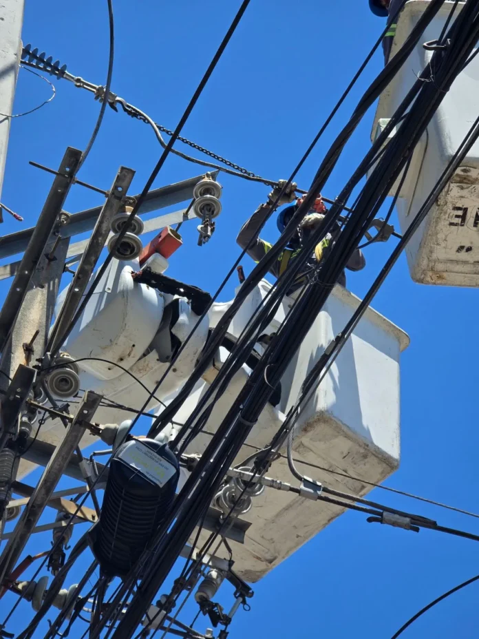Mantenimiento en subestación Edeeste, Distrito Nacional