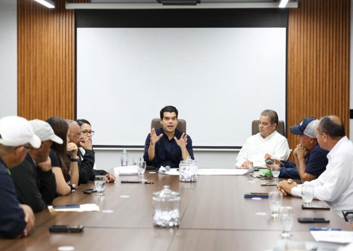 Avances en alcantarillado de Licey al Medio