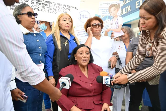 Enfermeras en protesta por reivindicaciones laborales