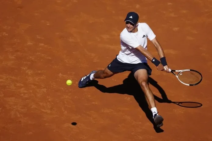 Rafa Jódar avanza a semifinales en Barcelona