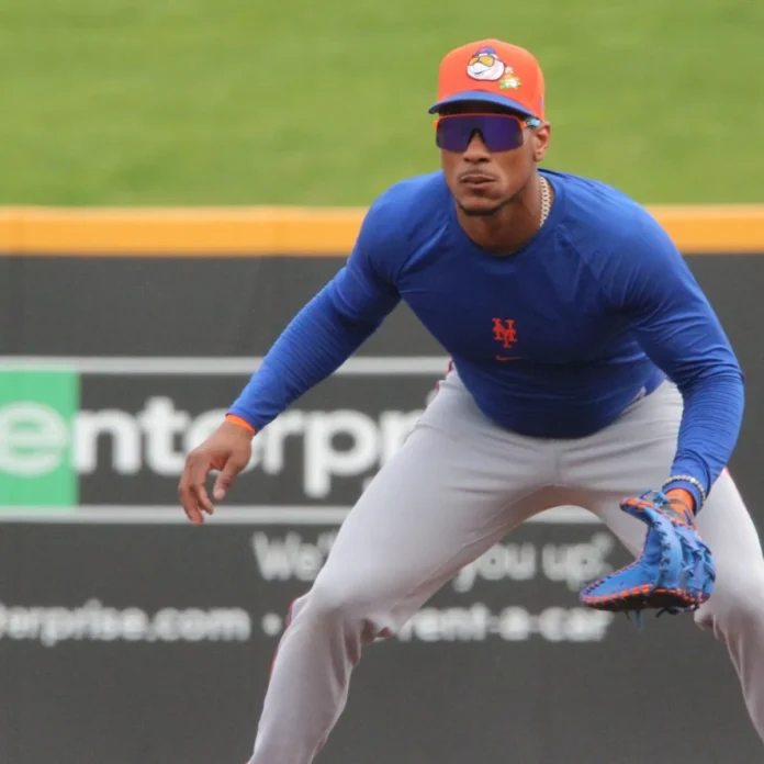 Jorge Polanco con lesión en muñeca derecha.