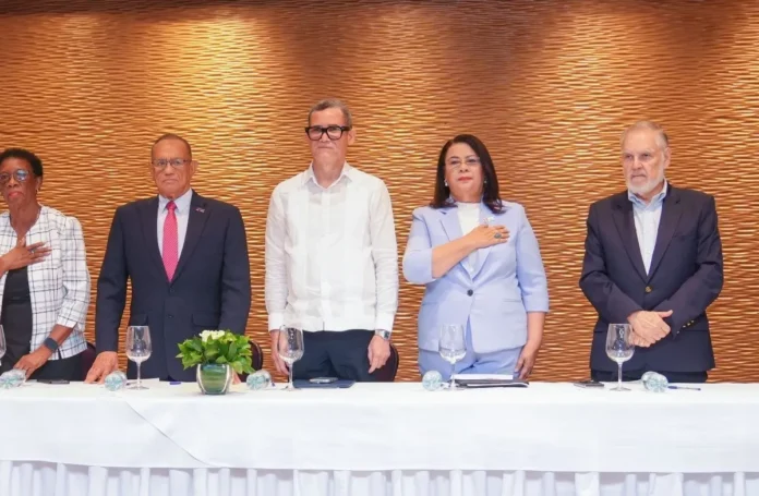 Infotep capacita en seguridad laboral efectiva.