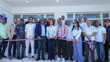 Inauguración de funeraria municipal en Los Guaricanos.