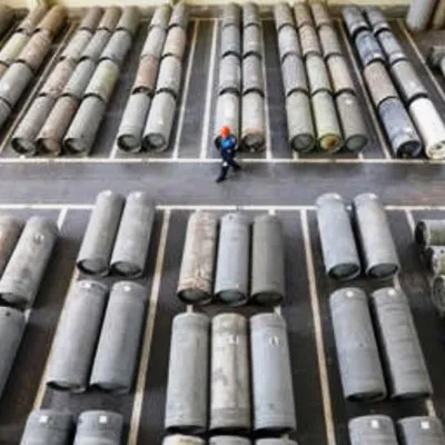 Trump anuncia adquisición de uranio de Irán.