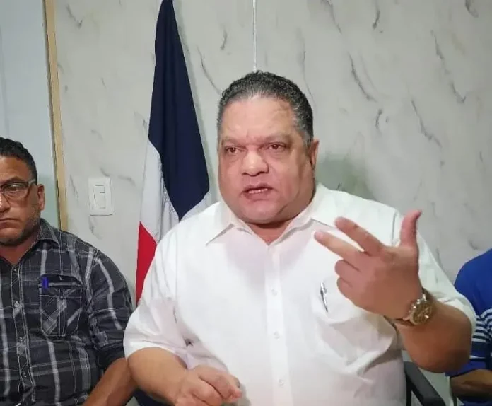 Reforma al sistema de motoconchos en Santiago.