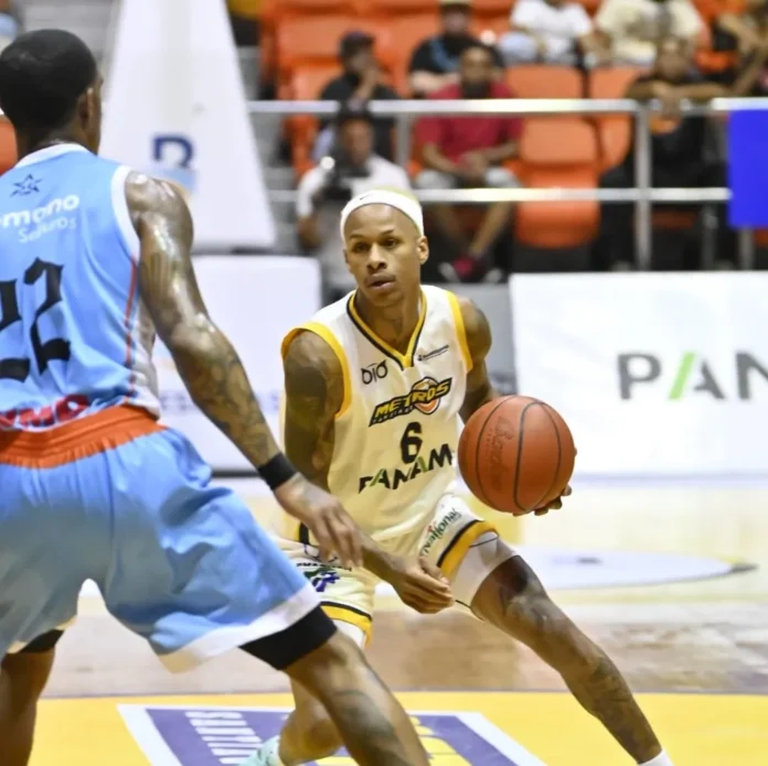 Metros de Santiago celebran victoria en LNB.