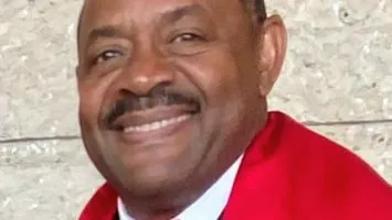 Impacto de desastres naturales en comunidades vulnerables.