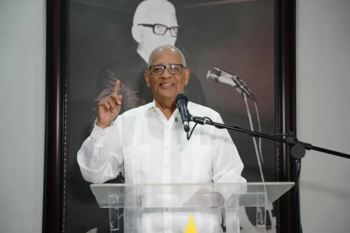 Juan Bosch, forjador de la Guerra de Abril.