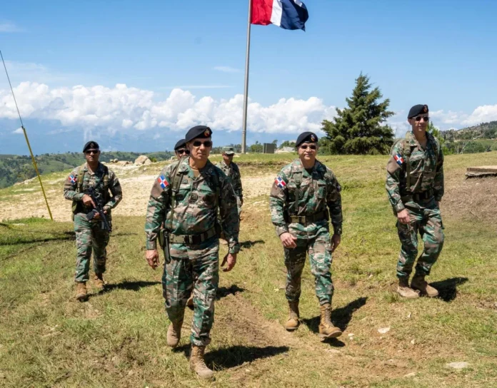 Ejército refuerza seguridad en frontera dominicana.
