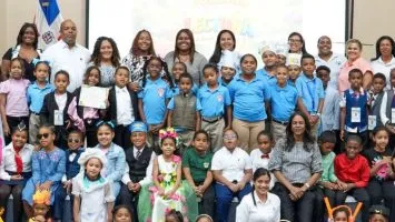 Festival escolar promueve la lectura infantil.