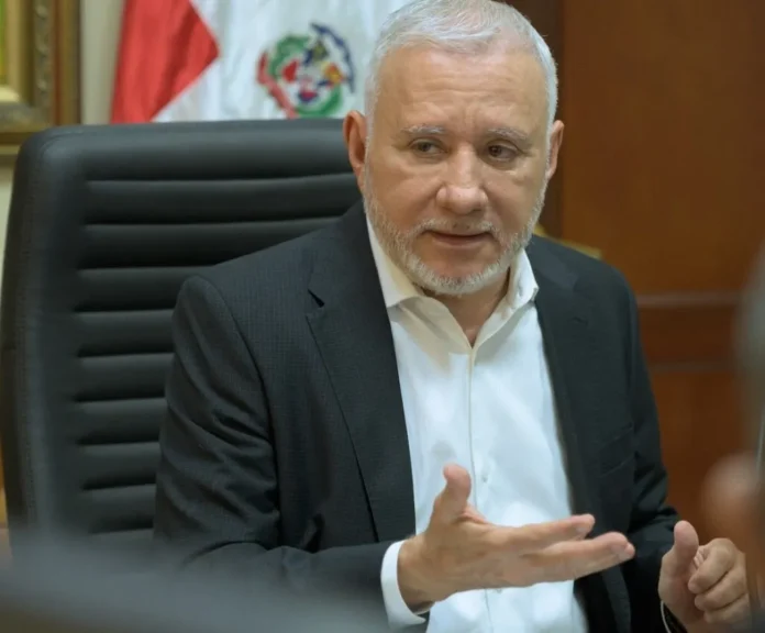 Senador Taveras exige justicia por tragedia.