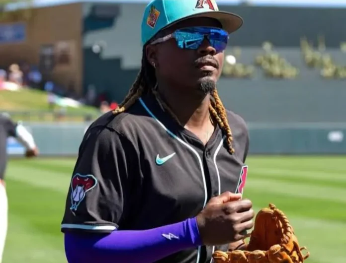 Jesús Valdez se une a las Estrellas.