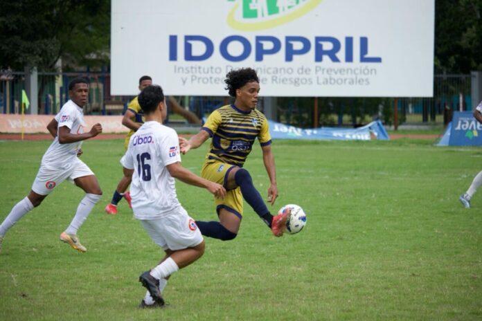 Delfines y Vega Real en final LDF