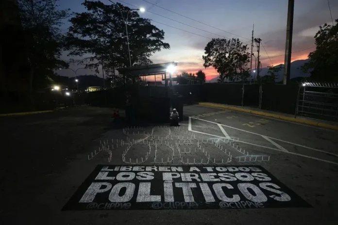 Venezuela otorga amnistía a 51 detenidos