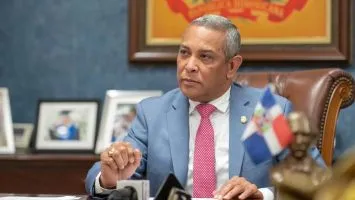 Franklin Romero, senador mejor valorado en el país.