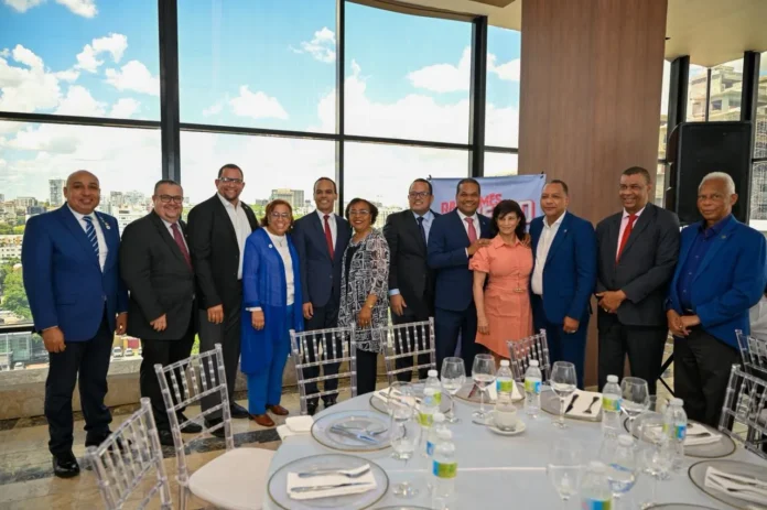 Encuentro académico de doctores en UASD