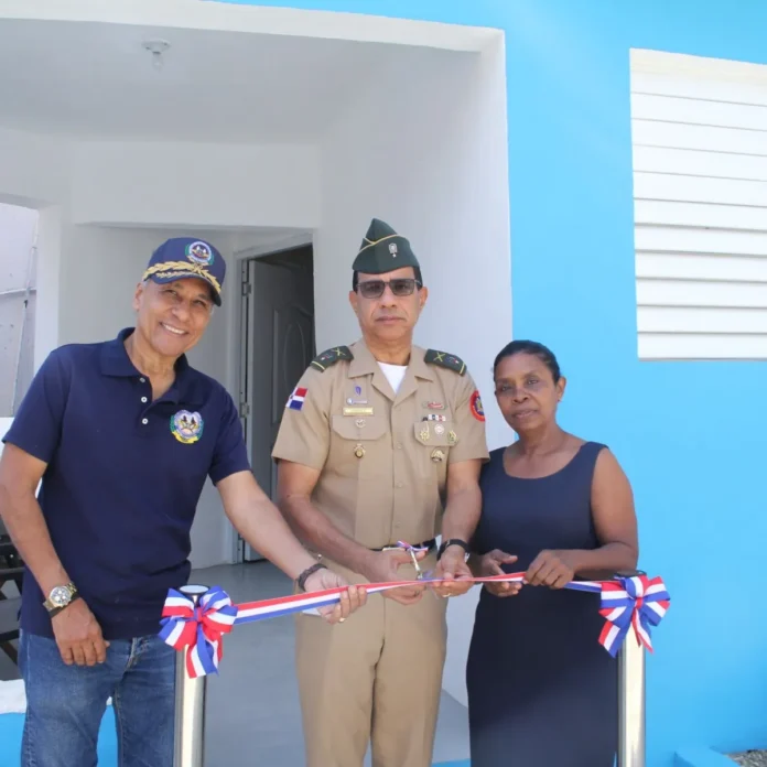 Entrega de viviendas a militares pensionados.