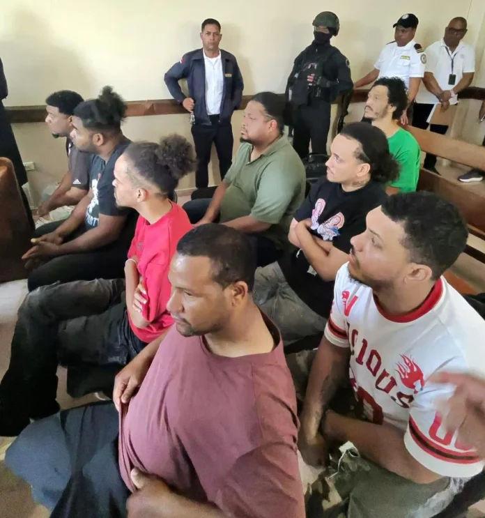 Aplazamiento de audiencia por asesinato en Santiago