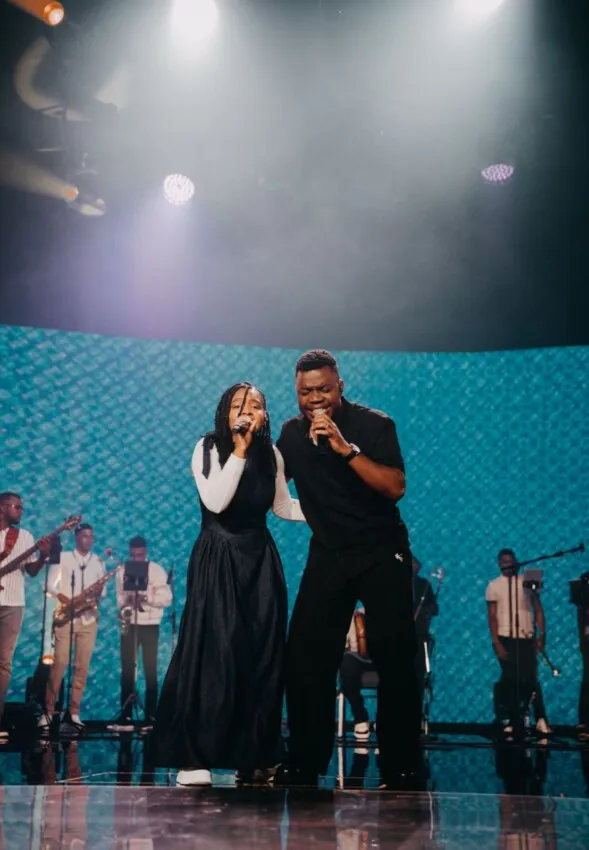 Arianny Aquino en su tour musical.