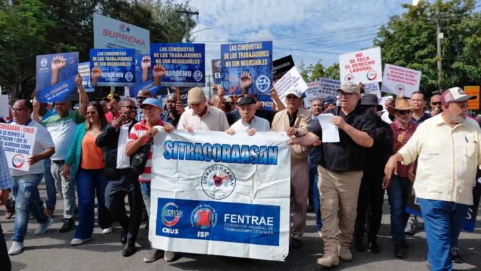 Marcha por la defensa de la cesantía laboral
