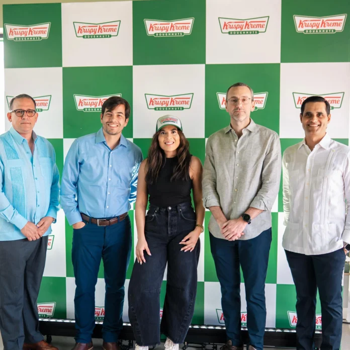 Inauguración de Krispy Kreme en Santiago.