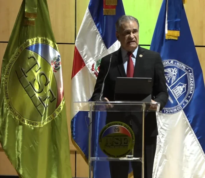 Inauguración de cátedra Derecho Electoral UASD
