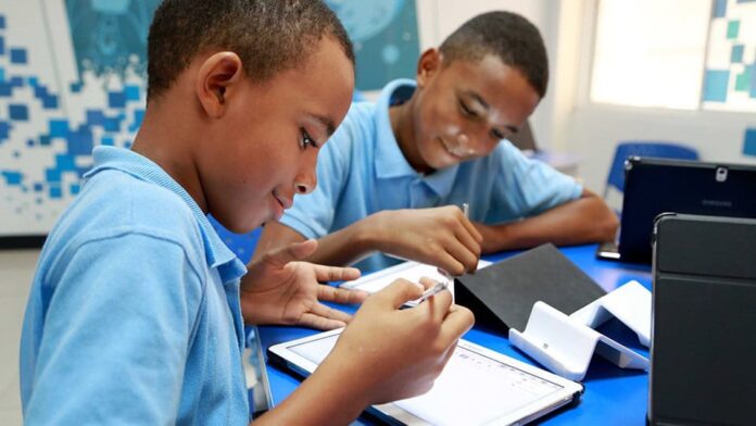 Docentes alertan sobre el uso de IA.