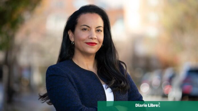 Analilia Mejía celebra su victoria electoral.