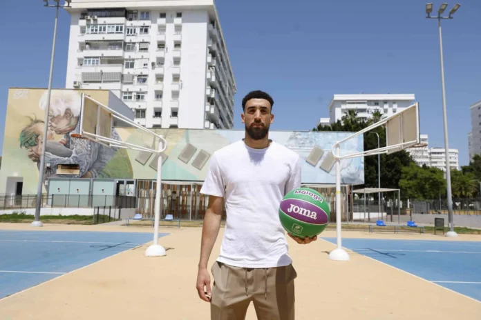 Chris Duarte sueña con representar a Dominicana.