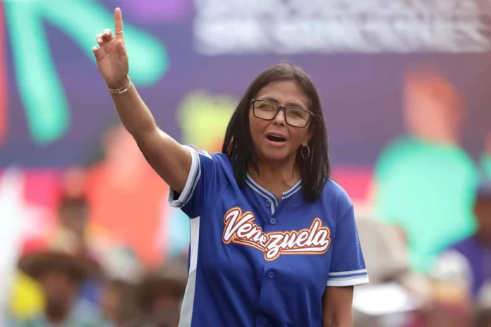 Ingreso mínimo integral en Venezuela 240 dólares