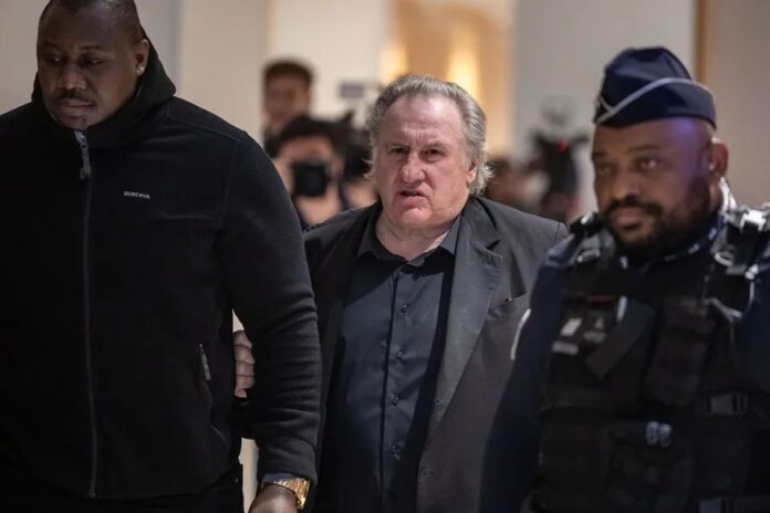Gérard Depardieu retira demanda por sexismo
