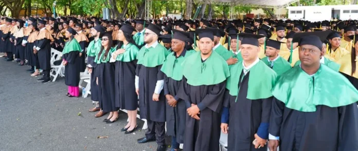 Rector UASD redefine rol social universidades