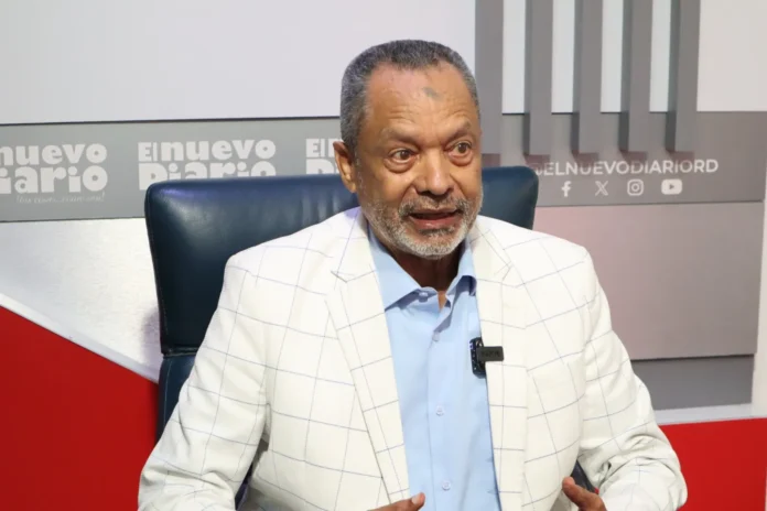 Marino Mendoza advierte sobre crisis económica.