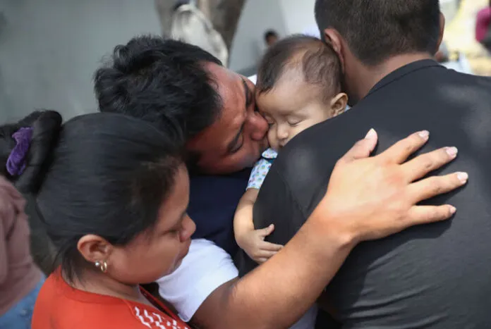 Liberación de familia egipcia por ICE