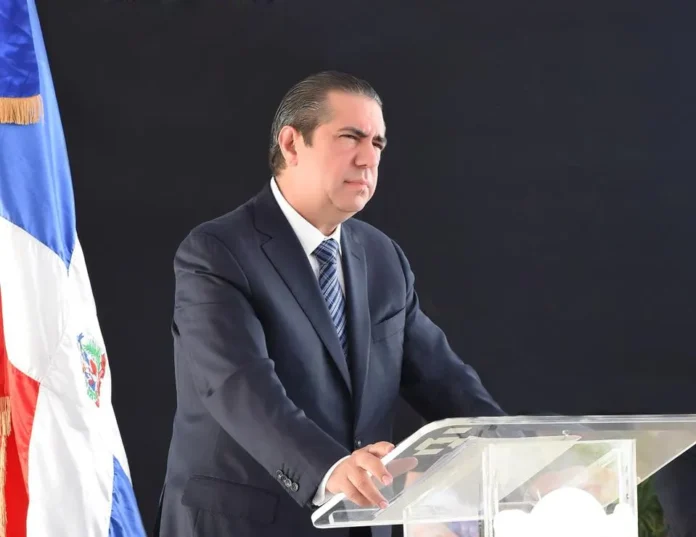 Francisco Javier García apoya demandas de enfermeras.