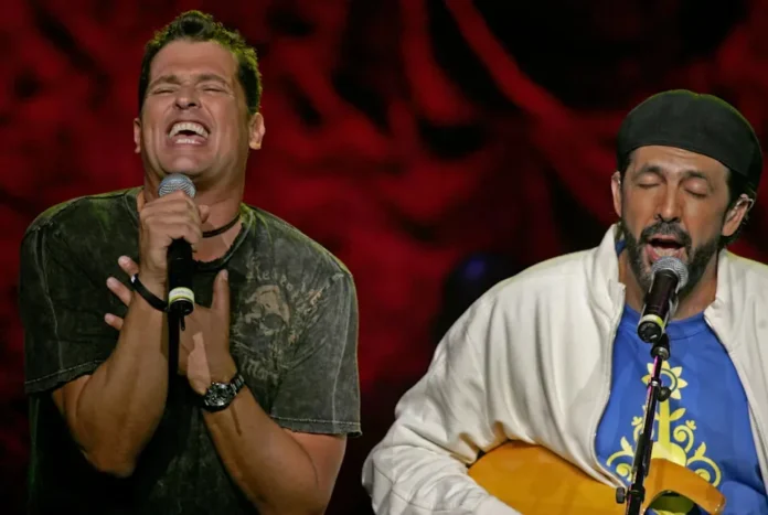 Carlos Vives y Juan Luis Guerra en concierto