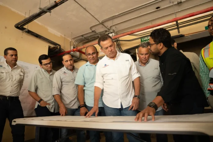 Bisonó supervisa obras en Puerto Plata.
