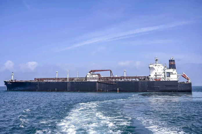 Crisis energética mundial por conflicto en Oriente.