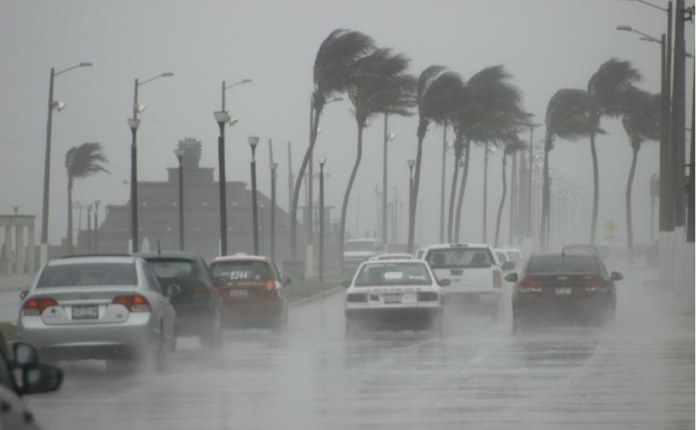 Aguaceros y granizadas en 15 provincias.