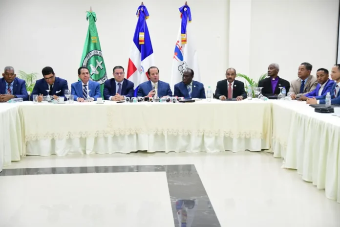 Economía dominicana crece a pesar de conflictos.