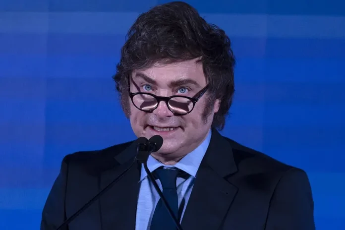 Milei justifica ataques a la prensa argentina.