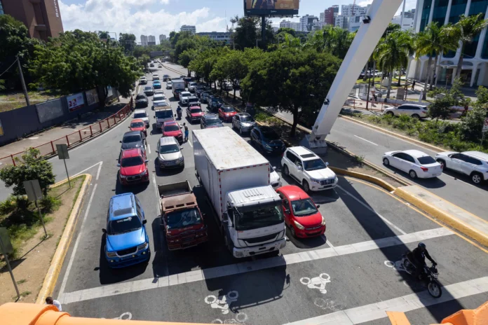 Senado analiza creación de ministerio de transporte