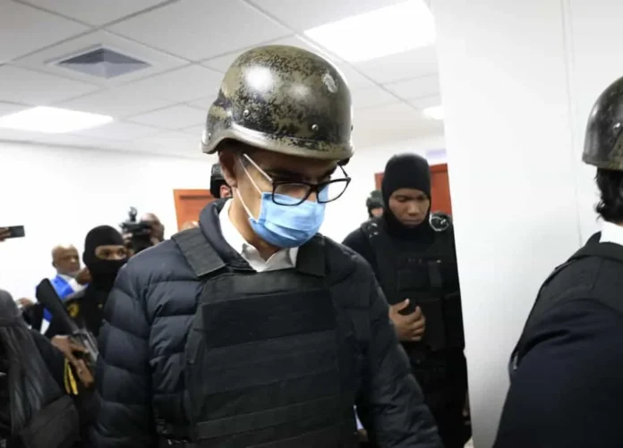 Revisión de prisión preventiva por fraude.