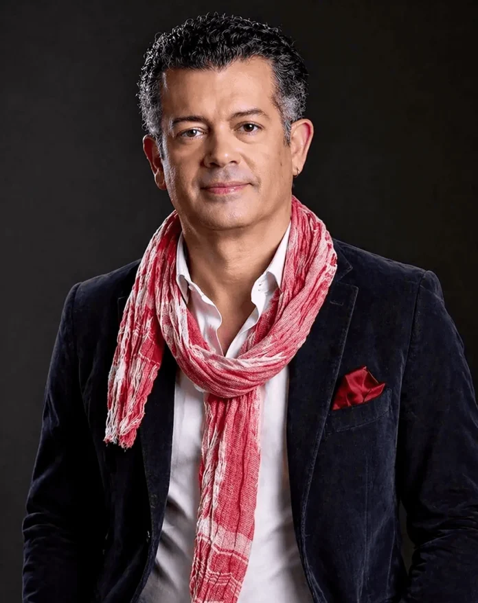 Roger Zayas presenta su nueva bachata.