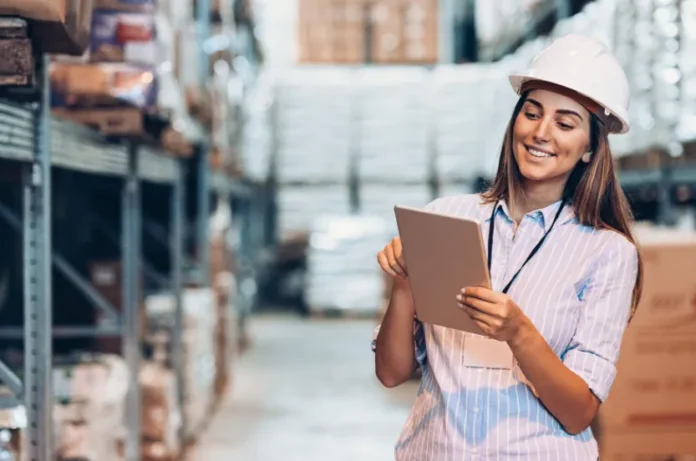 Mujeres dominicanas trabajan más que hombres.